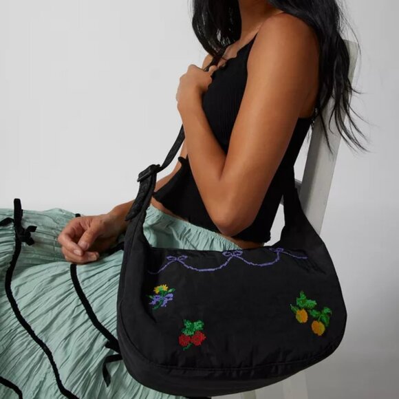 Baggu Medium Nylon Crescent Bag Bow Fruit Cross Stitch Black - Picture 3 of 7